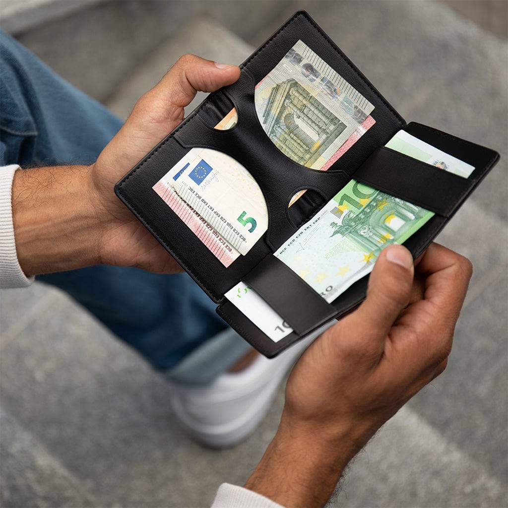 Jaimie Jacobs Geldbeutel Portemonnaie Flapstar AirTag-Edition Magic Wallet with coin pocket Flapstar AirTag-Edition with Coin Pocket Magic Wallet Leather